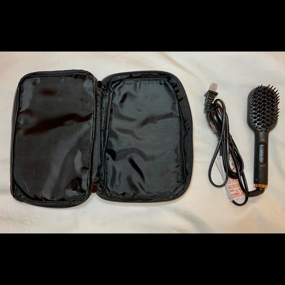 Amika Polish Perfection Travel Straightening Brush